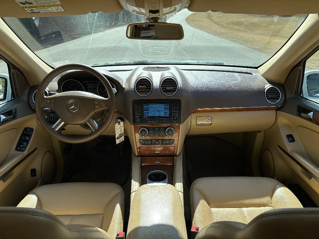 2008 Mercedes-Benz GL-Class GL320 photo